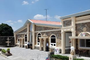 Olle Hotel Mabalacat Exterior foto